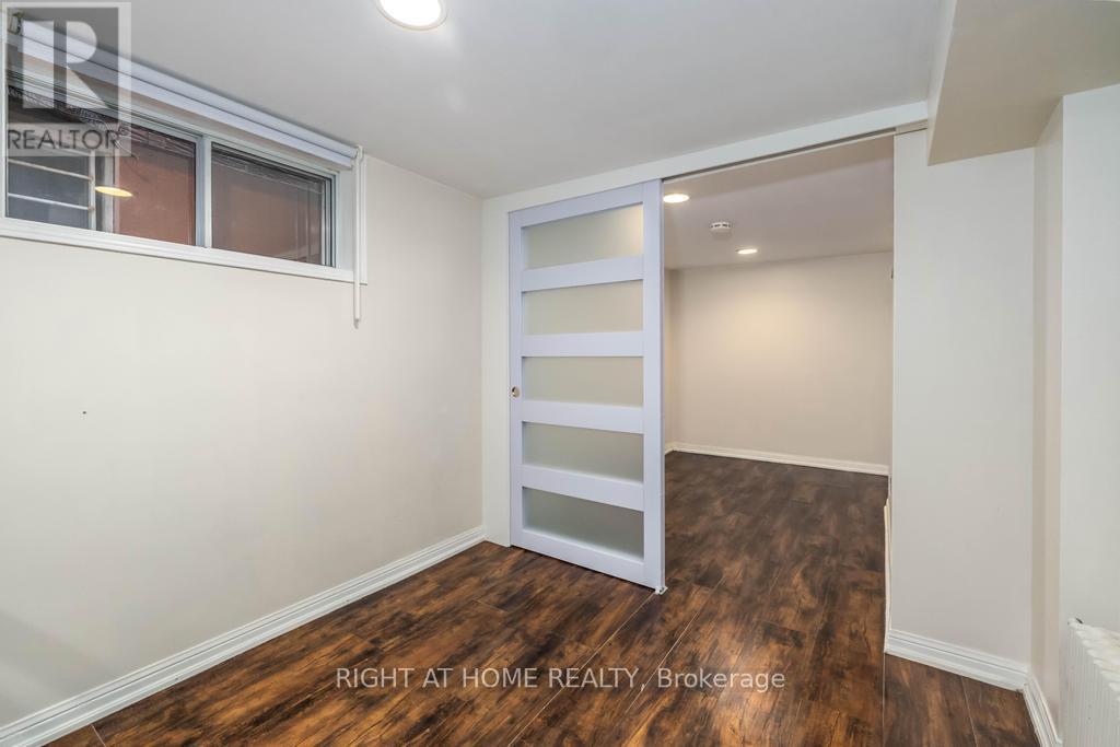 LOWER - 494 NORTHCLIFFE BOULEVARD, Toronto, Ontario