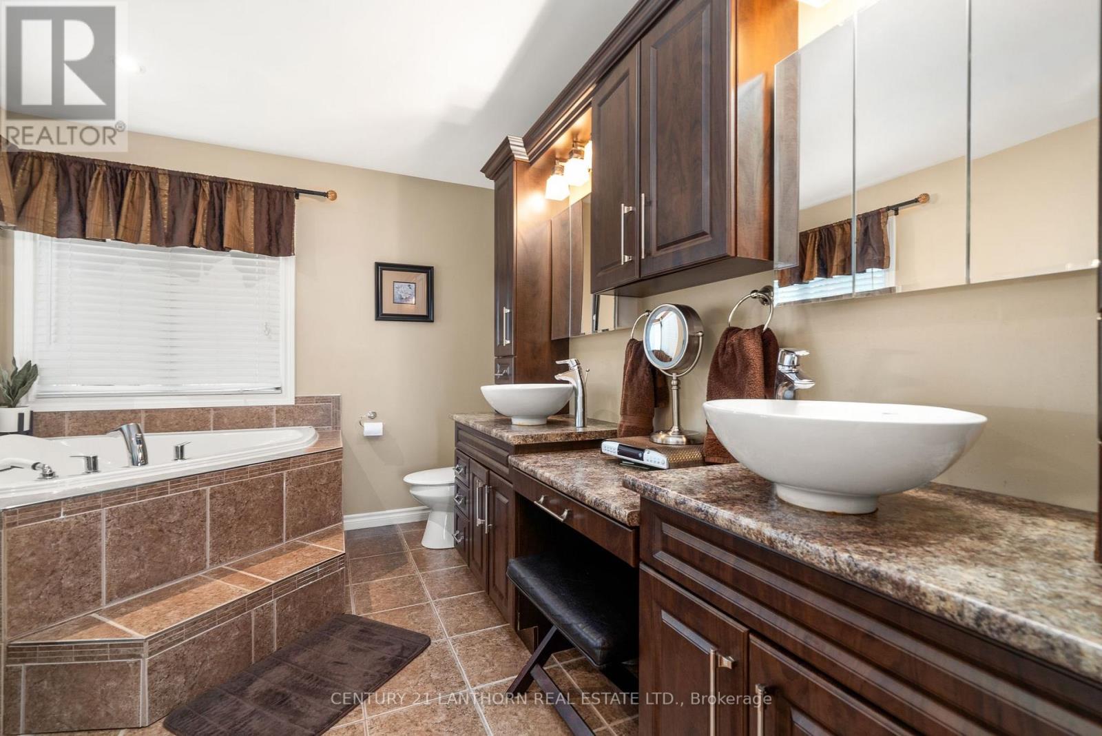 1337 Frankford Road, Quinte West, Ontario K0K 2C0 - Photo 31 - X12511326