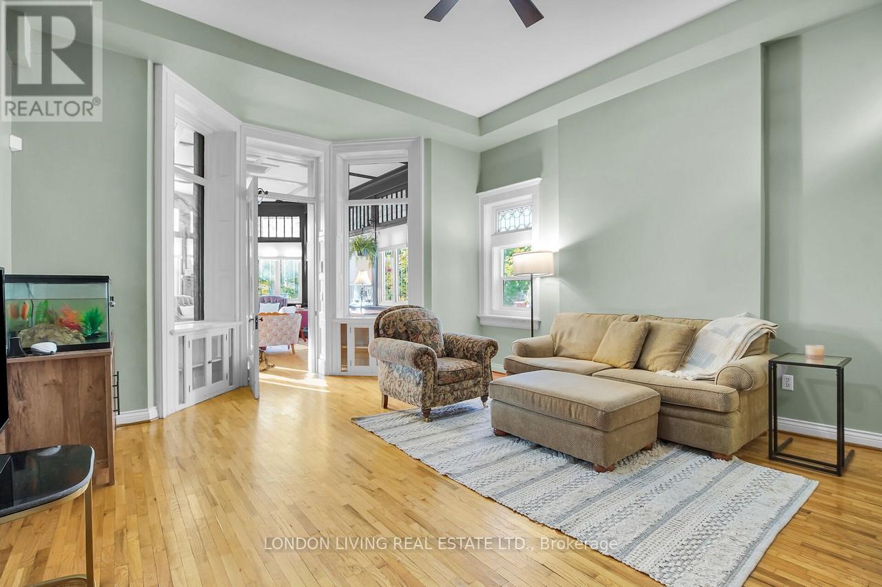 3 - 49 Ridout Street S, London South (South F), Ontario  N6C 3W8 - Photo 6 - X12511346