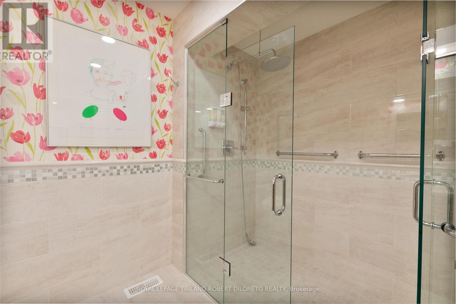 1 Doncaster Avenue, London North, Ontario  N6G 2A1 - Photo 41 - X12511362