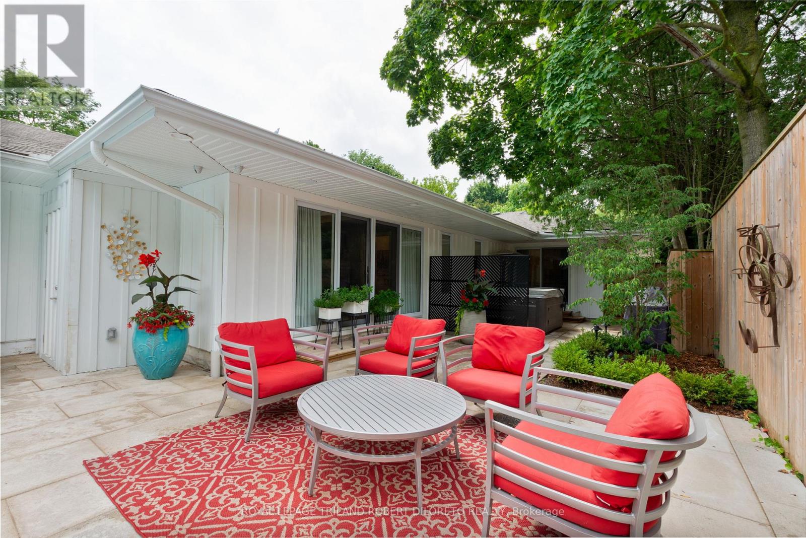 1 Doncaster Avenue, London North, Ontario  N6G 2A1 - Photo 44 - X12511362