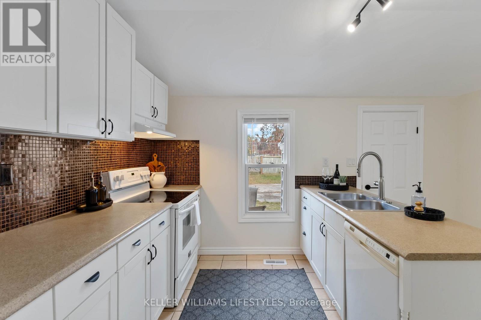 20 Glenwood Avenue, London East, Ontario  N5Z 2P8 - Photo 19 - X12511566