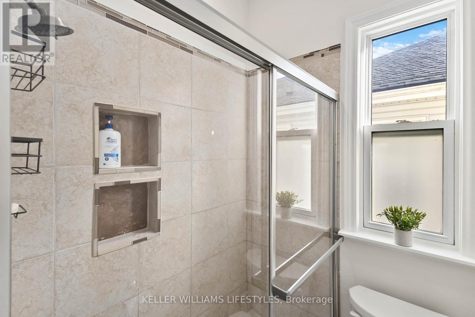 20 Glenwood Avenue, London East, Ontario  N5Z 2P8 - Photo 33 - X12511566