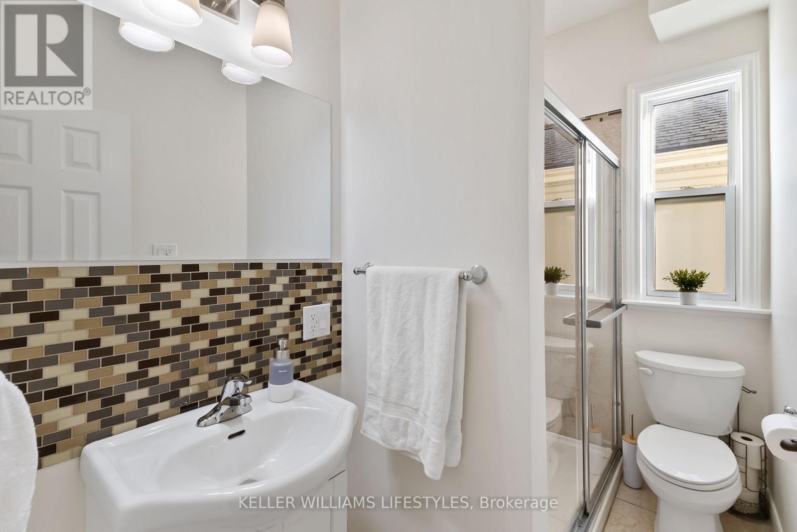 20 Glenwood Avenue, London East, Ontario  N5Z 2P8 - Photo 34 - X12511566