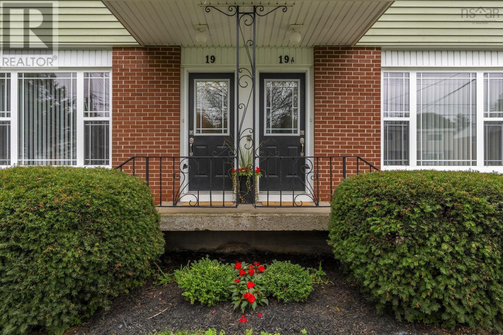 19-19a Westwood Drive, Dartmouth, Nova Scotia  B2X 1Y3 - Photo 5 - 202526025