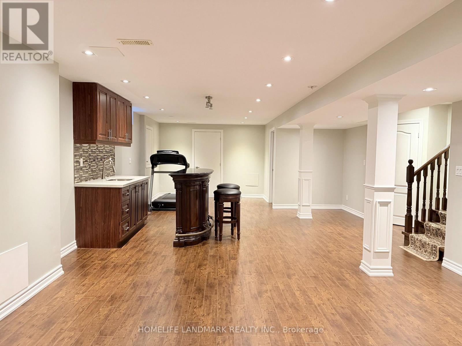 46 Durango Drive, Richmond Hill, Ontario  L4S 2W5 - Photo 21 - N12511088