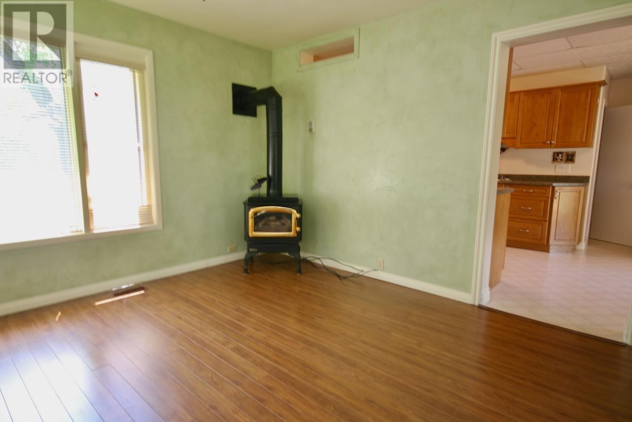 37 Jessie St, Emo, Ontario  P0W 1E0 - Photo 10 - TB251837