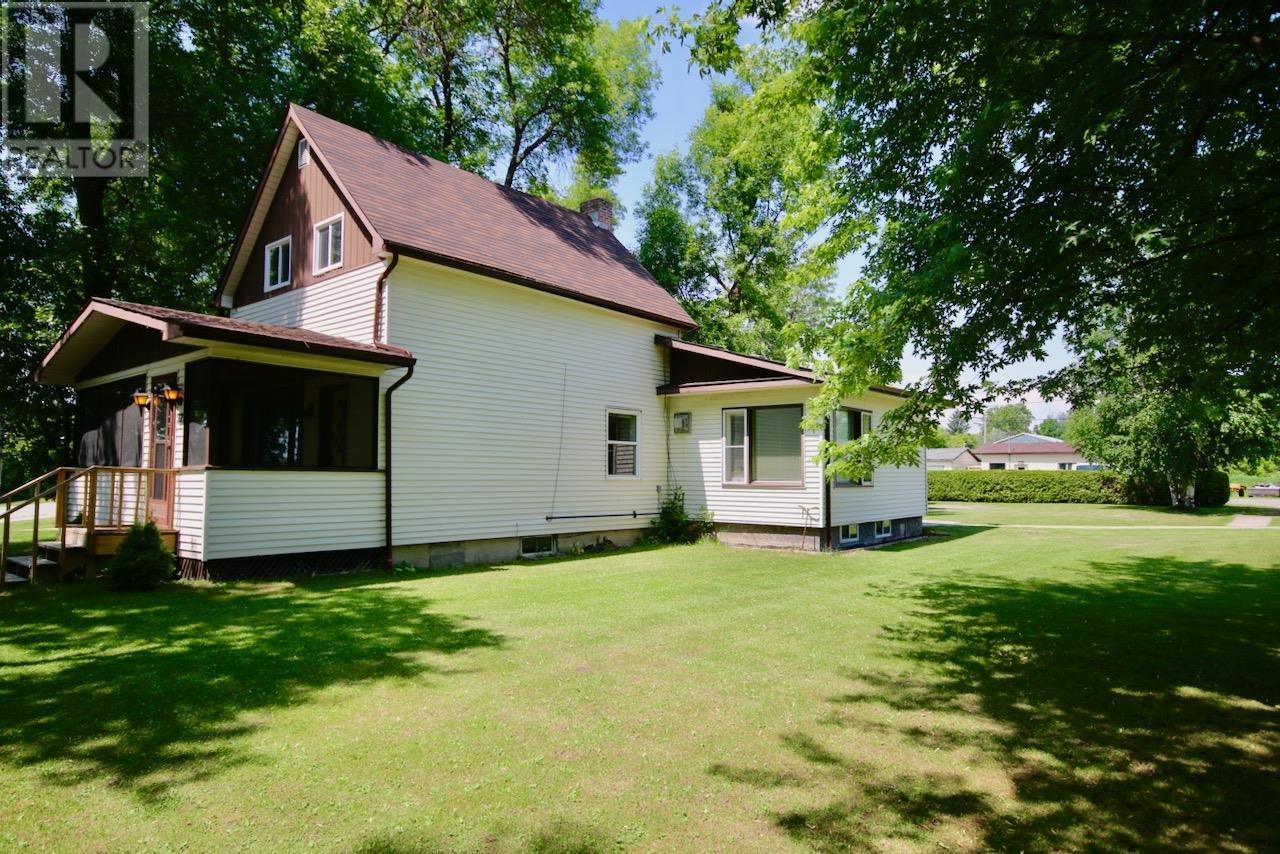 37 Jessie St, Emo, Ontario  P0W 1E0 - Photo 26 - TB251837