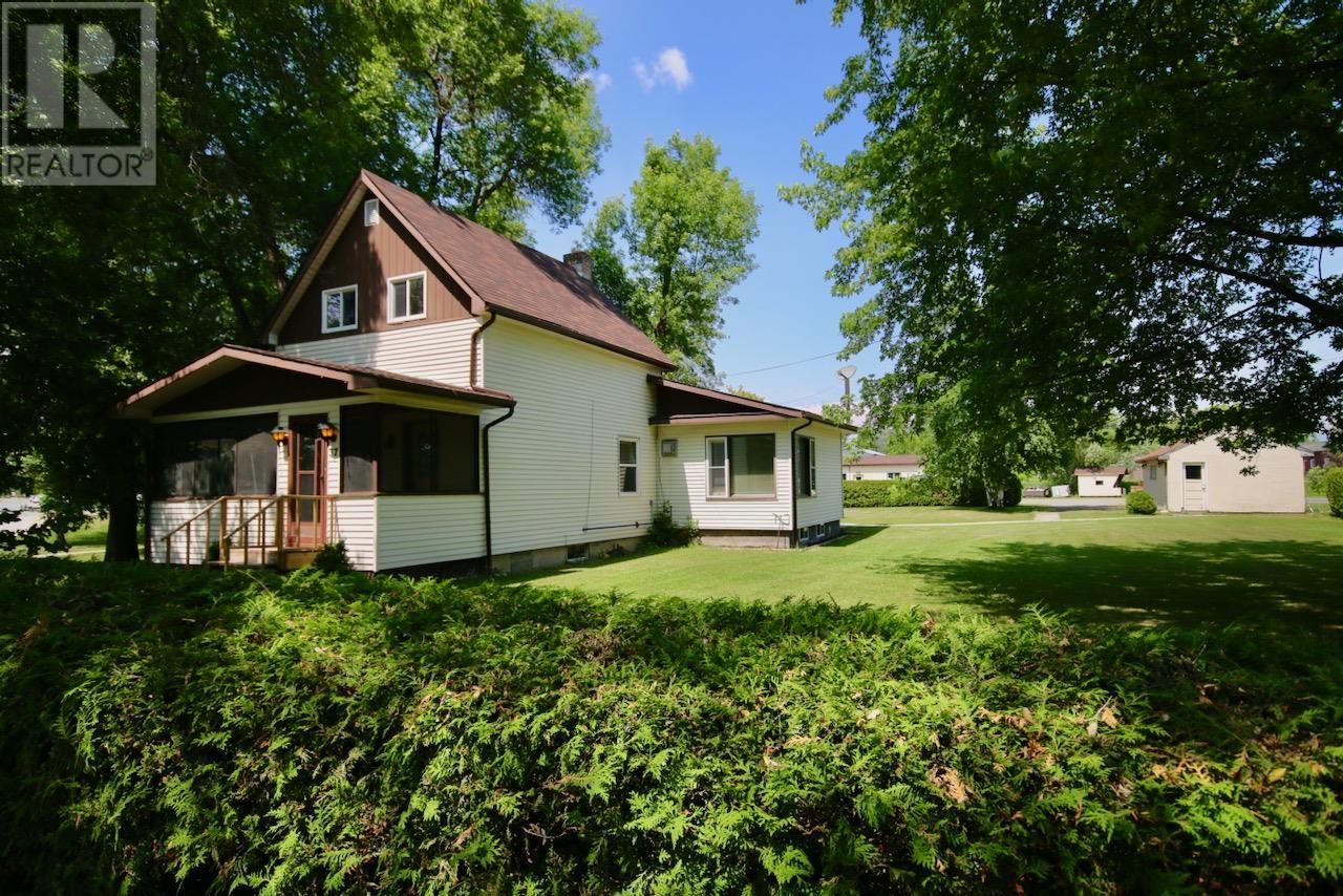 37 Jessie St, Emo, Ontario  P0W 1E0 - Photo 25 - TB251837