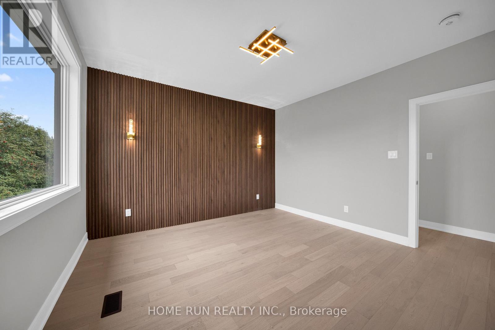 297 Dovercourt Avenue, Ottawa, Ontario  K1Z 7H4 - Photo 13 - X12511412