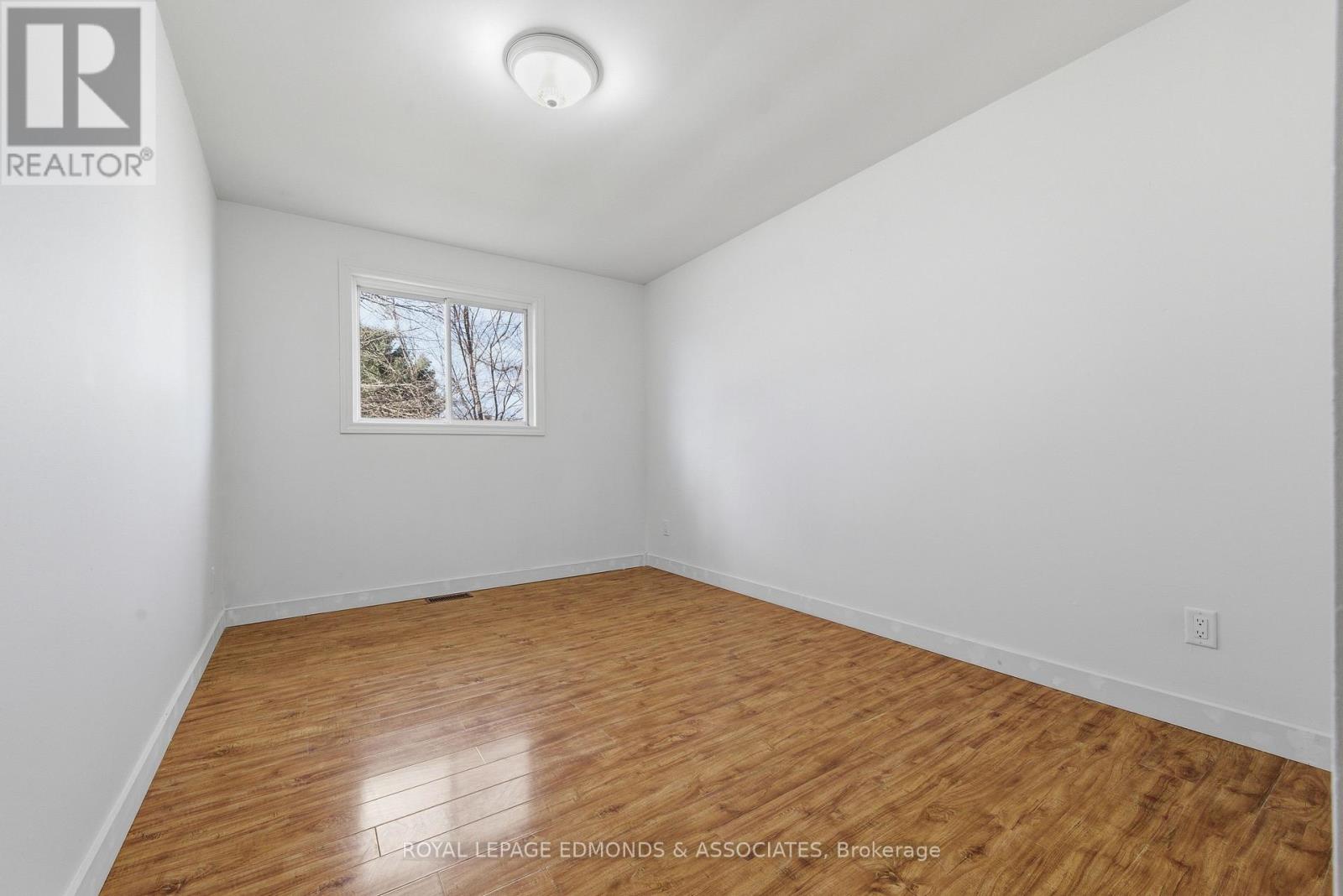 4 Craig Place, Petawawa, Ontario  K8H 3L3 - Photo 24 - X12511392