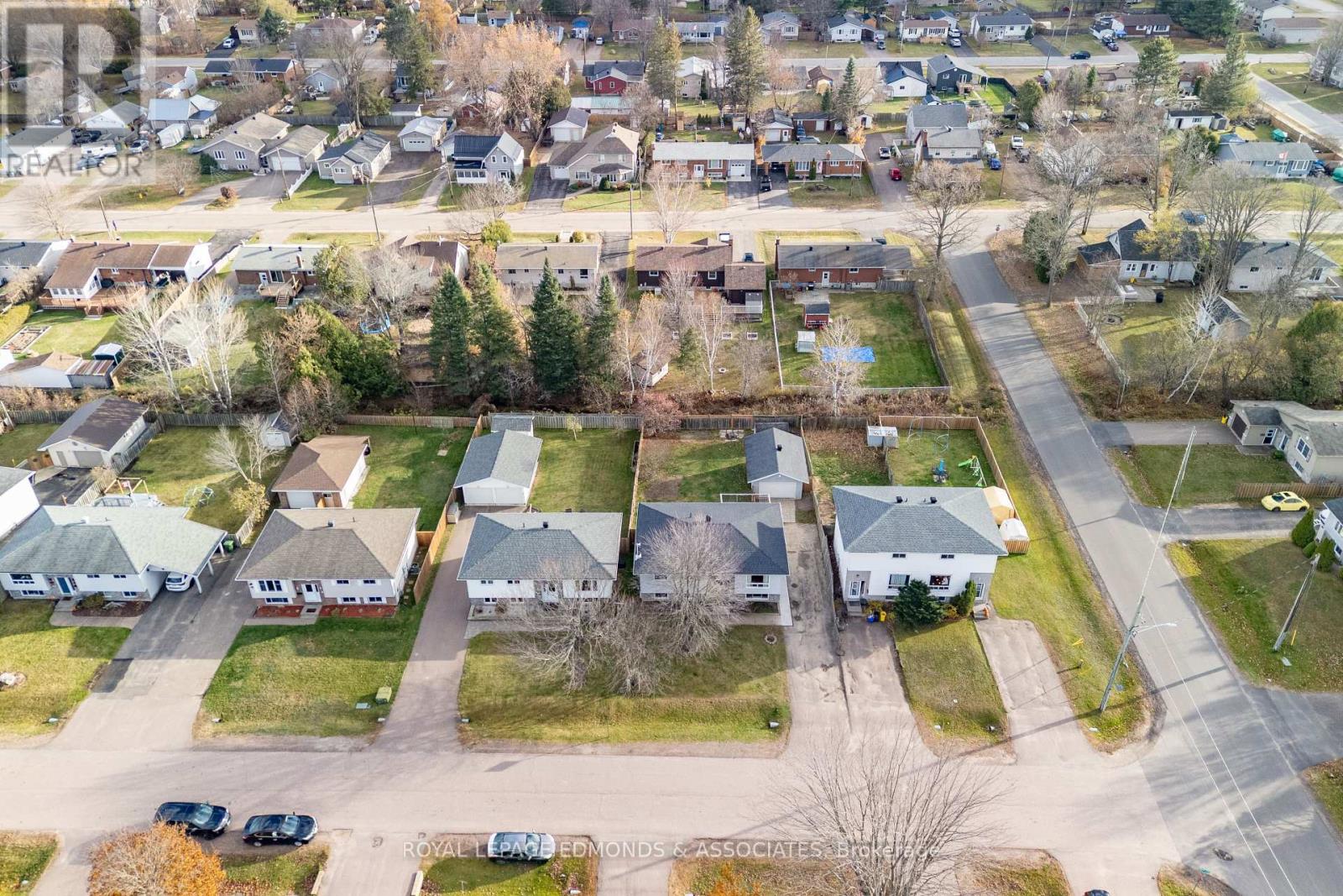 4 Craig Place, Petawawa, Ontario  K8H 3L3 - Photo 49 - X12511392