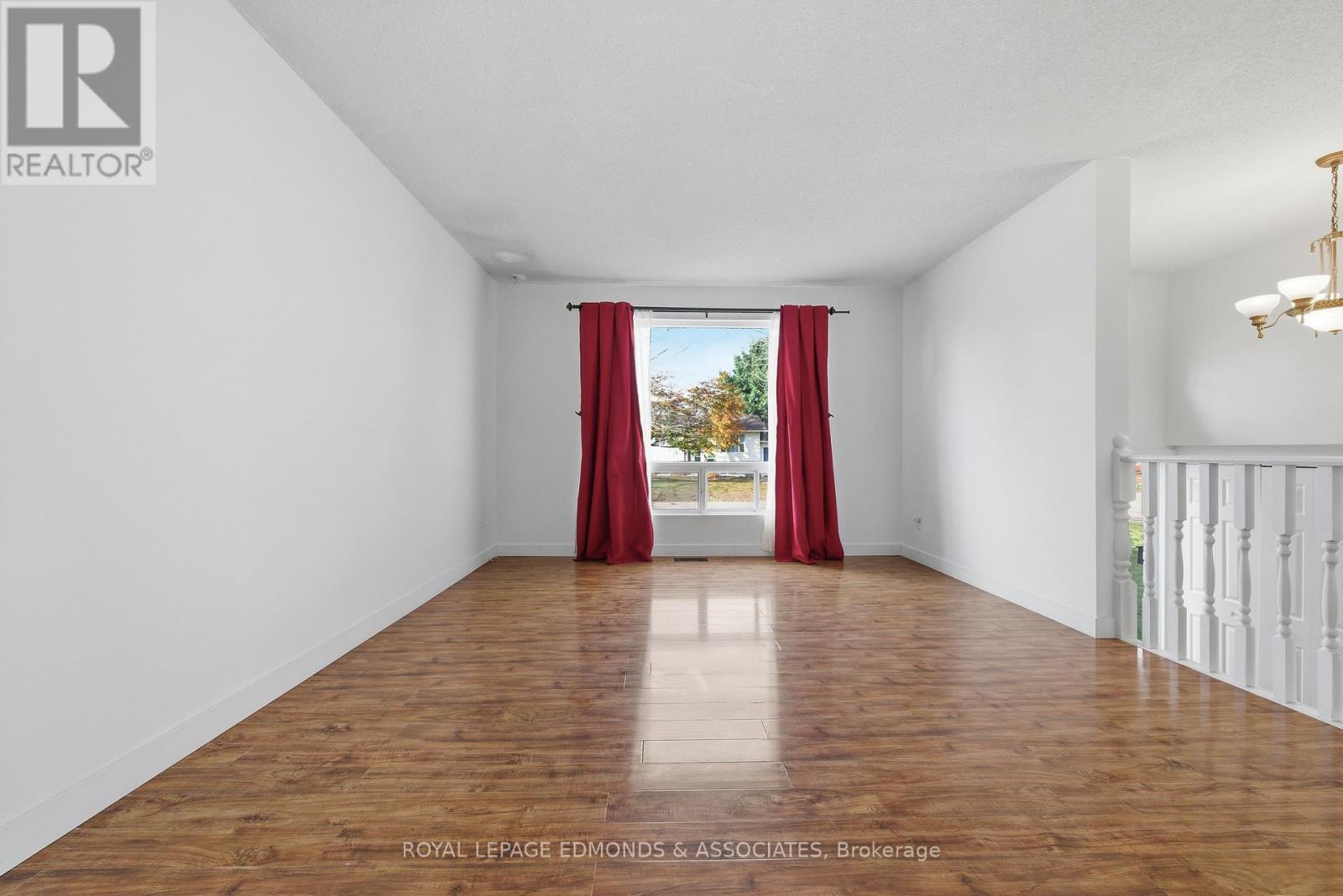 4 Craig Place, Petawawa, Ontario  K8H 3L3 - Photo 8 - X12511392