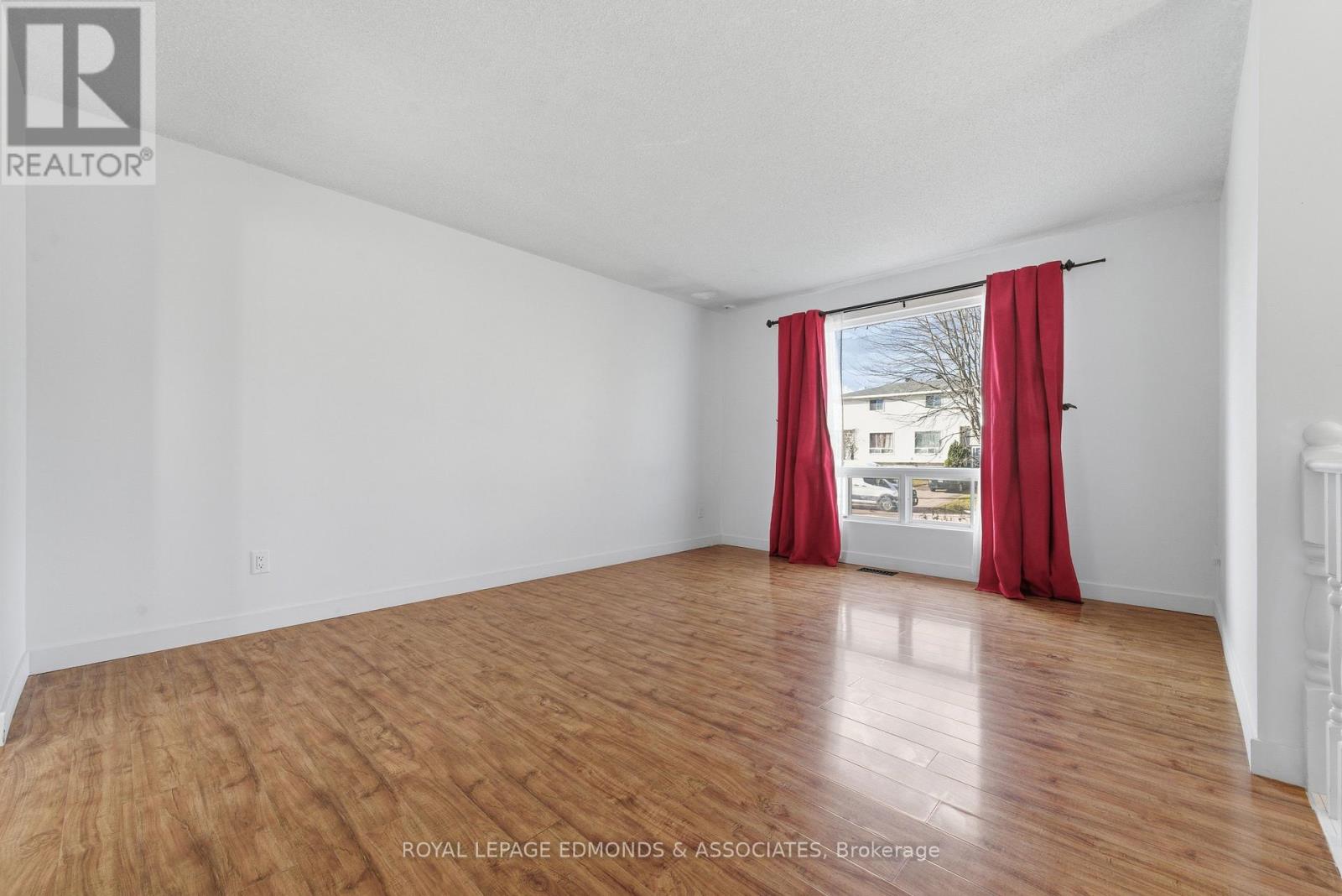 4 Craig Place, Petawawa, Ontario  K8H 3L3 - Photo 9 - X12511392