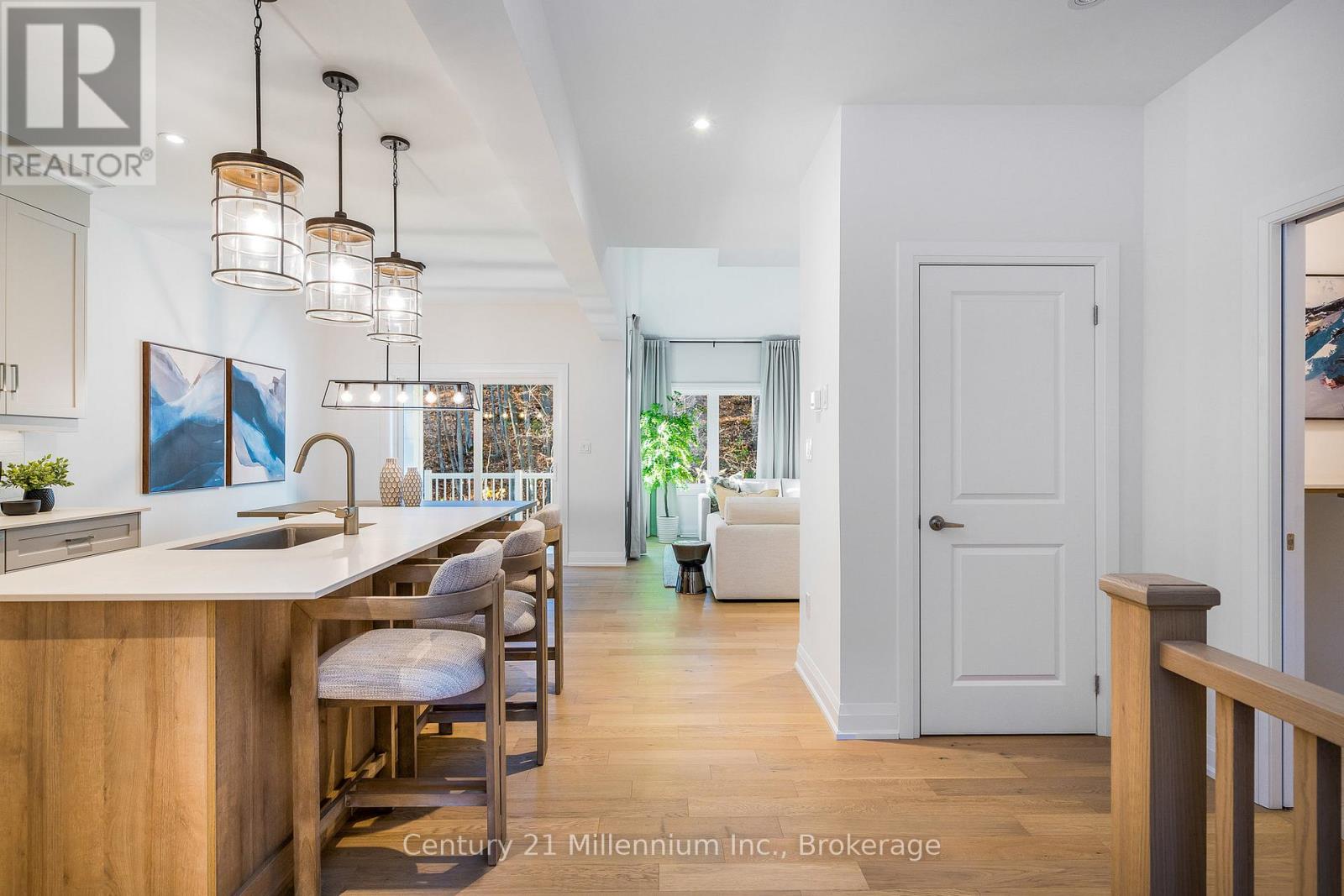 120 Schooners Lane, Blue Mountains, Ontario  N0H 2P0 - Photo 4 - X12504126