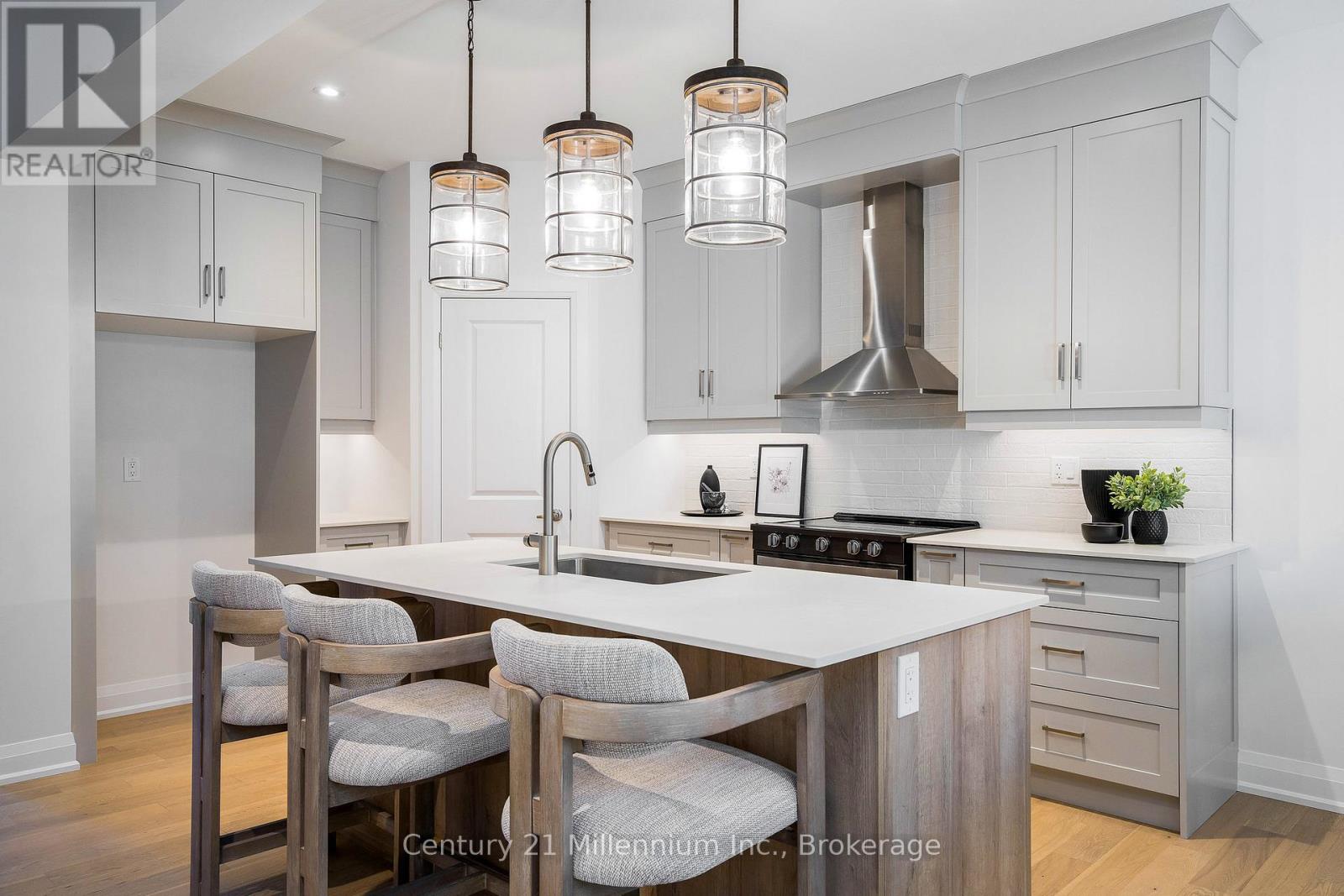 120 Schooners Lane, Blue Mountains, Ontario  N0H 2P0 - Photo 8 - X12504126