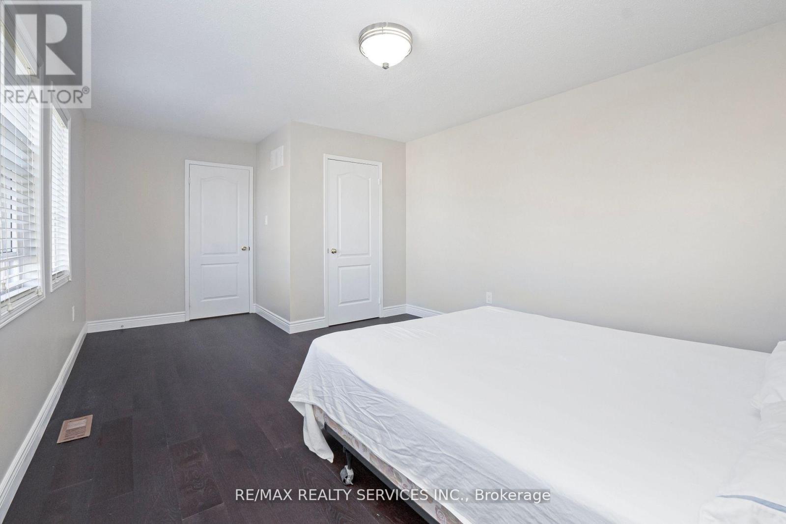 14 Foxmere Road, Brampton, Ontario  L7A 1S6 - Photo 22 - W12511214