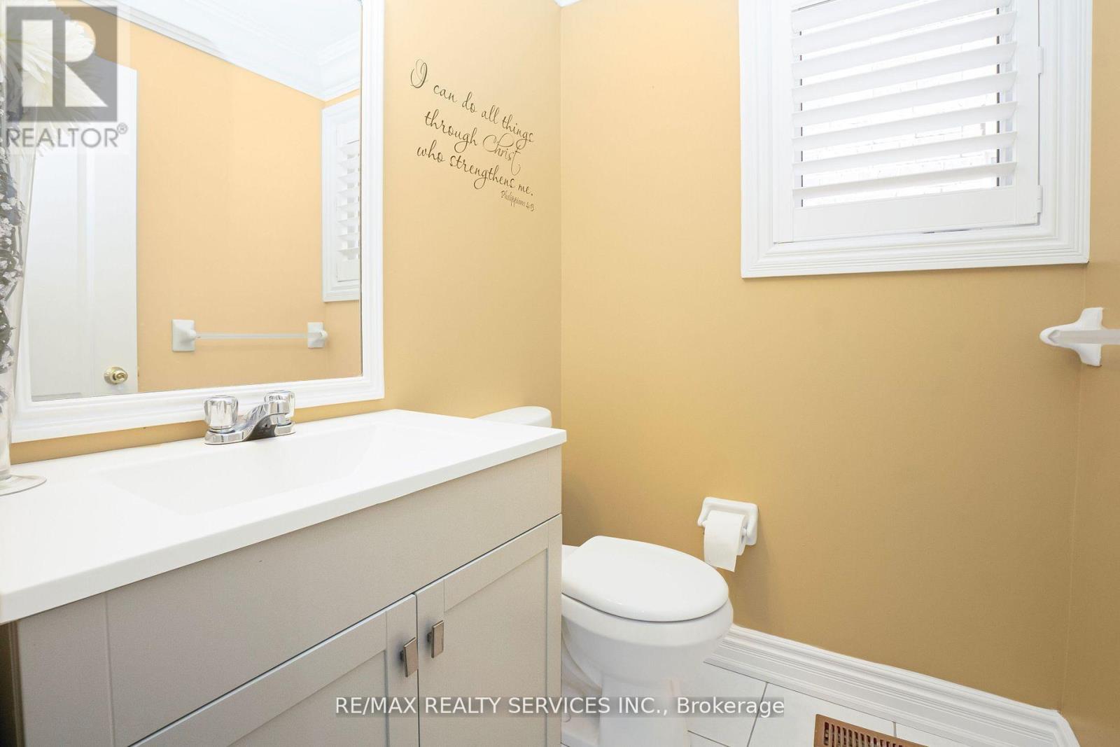 14 Foxmere Road, Brampton, Ontario  L7A 1S6 - Photo 5 - W12511214