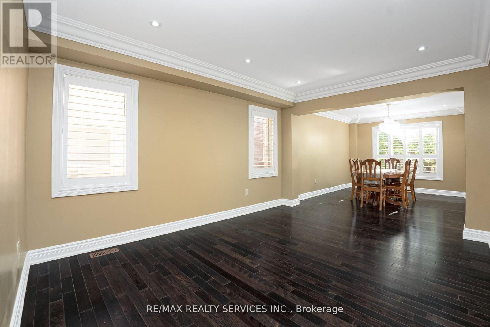 14 Foxmere Road, Brampton, Ontario  L7A 1S6 - Photo 7 - W12511214