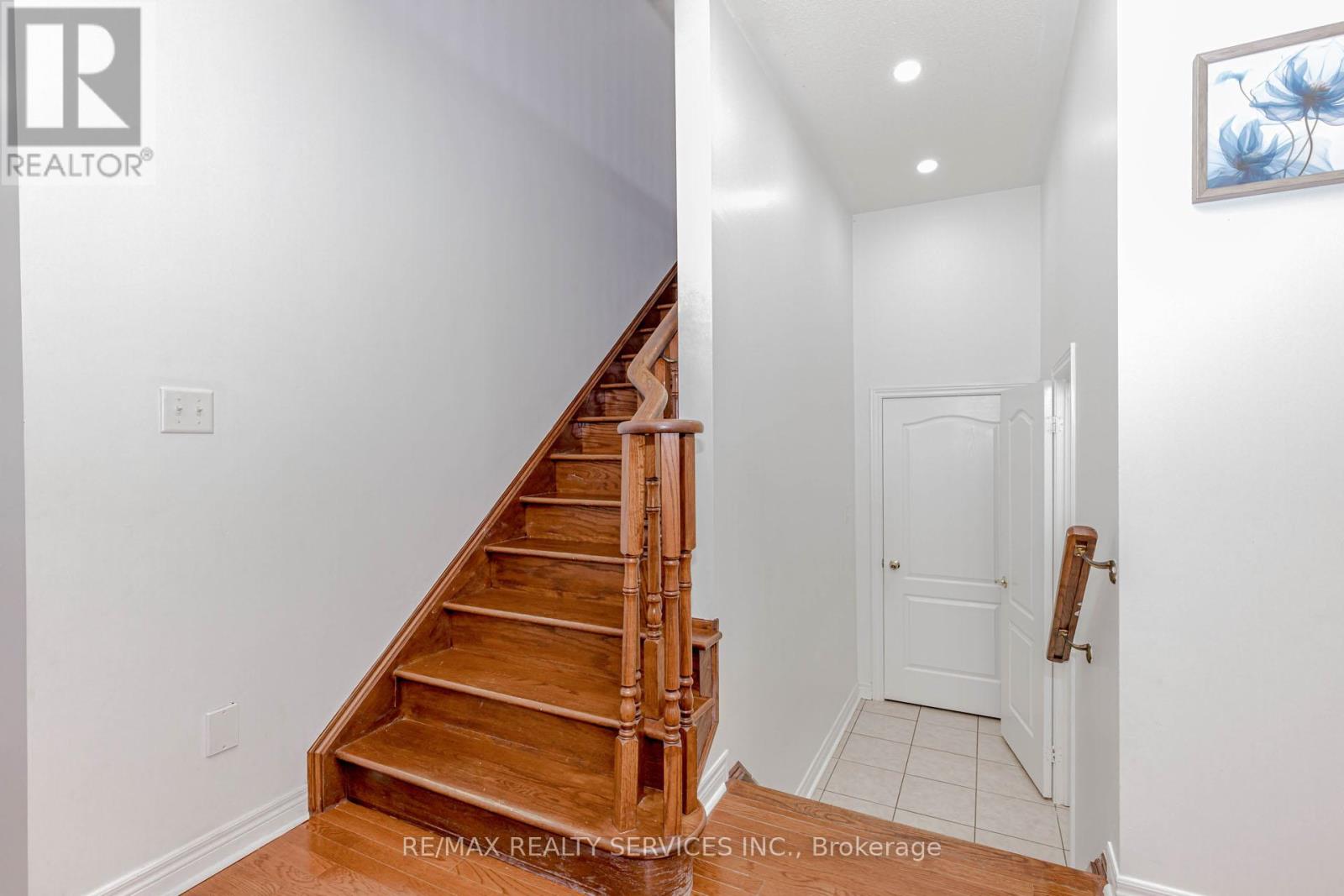 10 Cedarsprings Way, Brampton, Ontario  L6R 0W1 - Photo 18 - W12511230