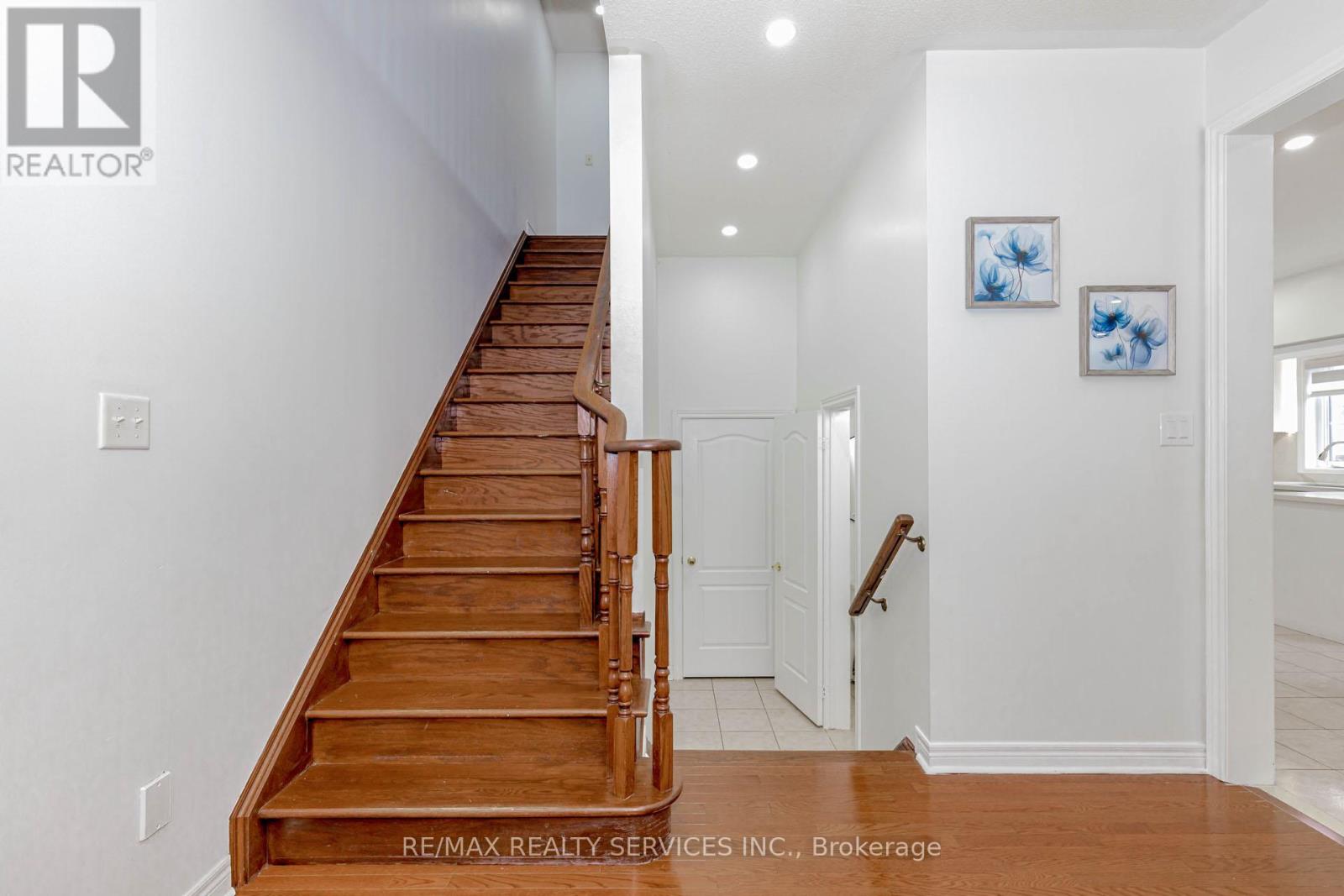 10 Cedarsprings Way, Brampton, Ontario  L6R 0W1 - Photo 21 - W12511230