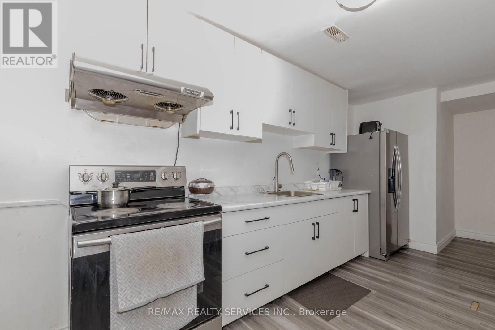 10 Cedarsprings Way, Brampton, Ontario  L6R 0W1 - Photo 43 - W12511230