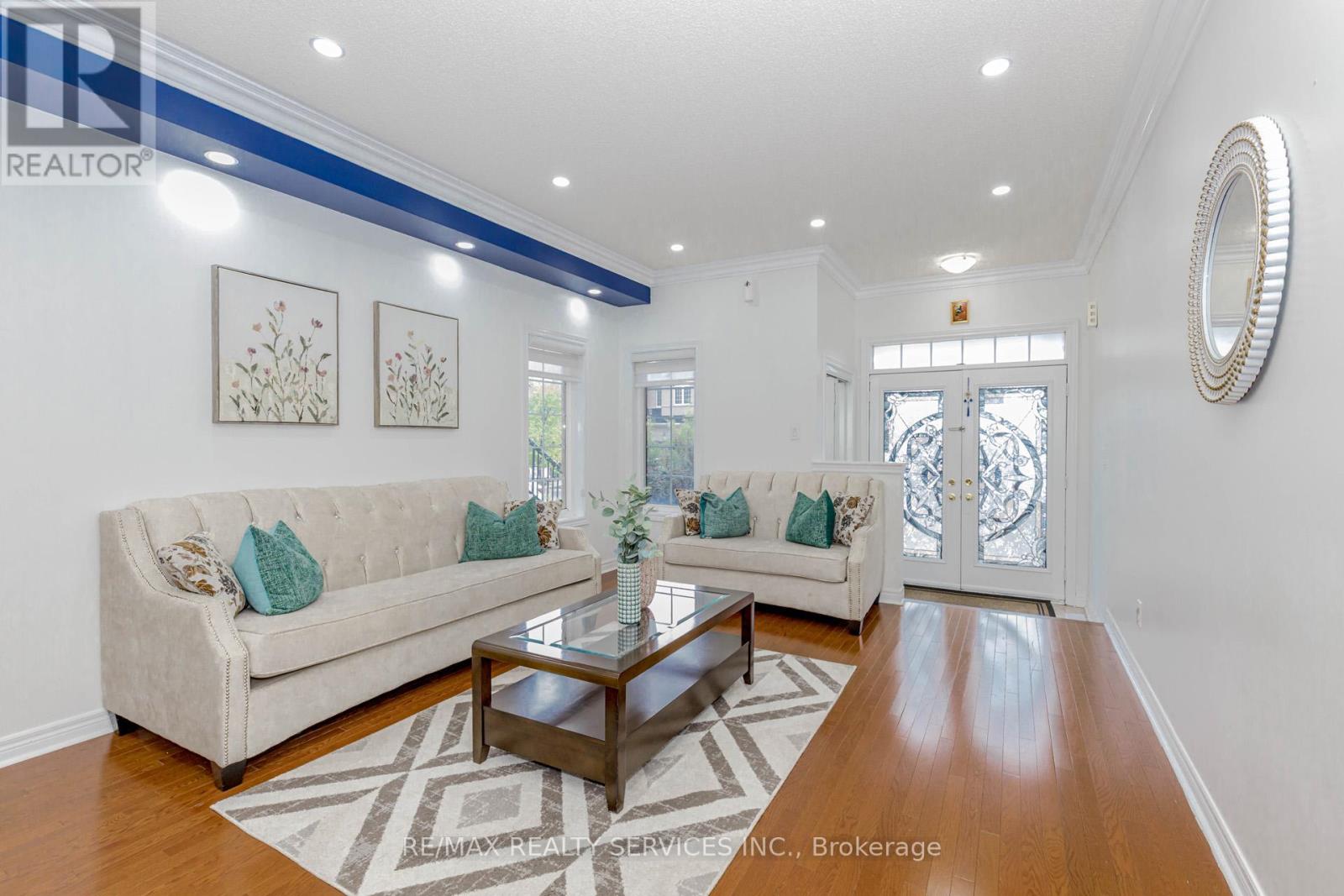 10 Cedarsprings Way, Brampton, Ontario  L6R 0W1 - Photo 6 - W12511230