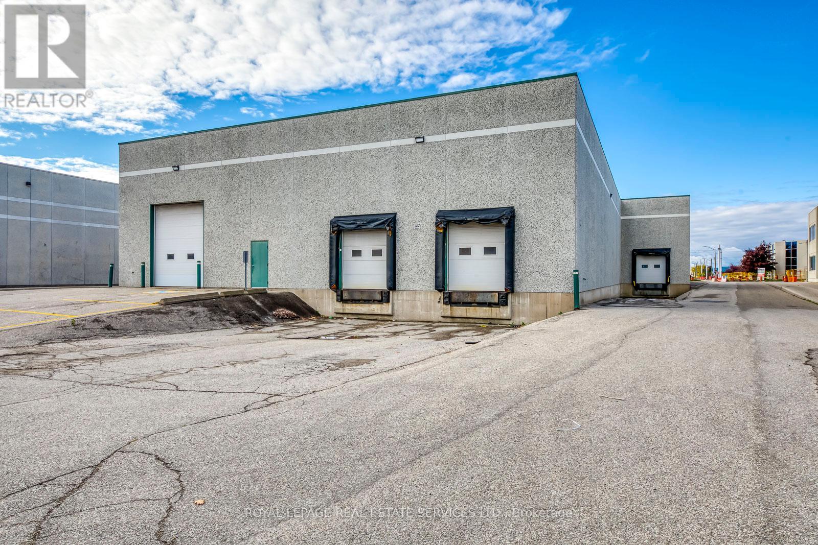 7205 Edwards Boulevard, Mississauga, Ontario  L5S 1Z3 - Photo 11 - W12511300