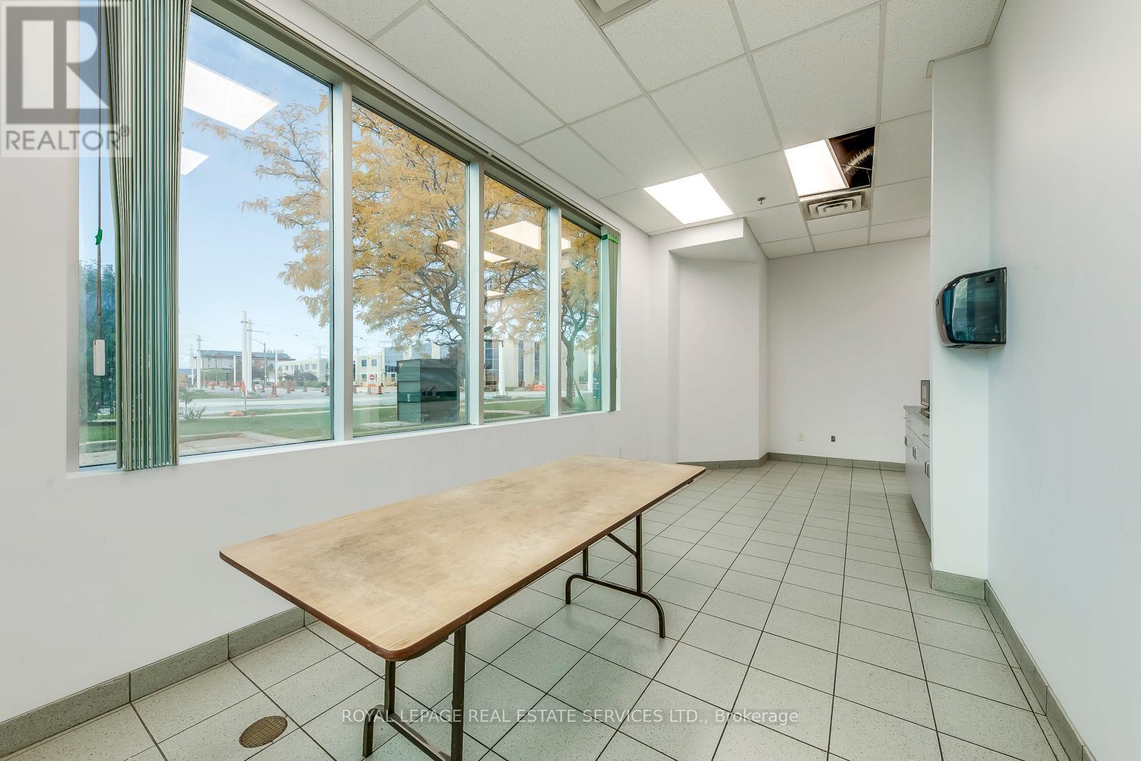 7205 Edwards Boulevard, Mississauga, Ontario  L5S 1Z3 - Photo 18 - W12511300