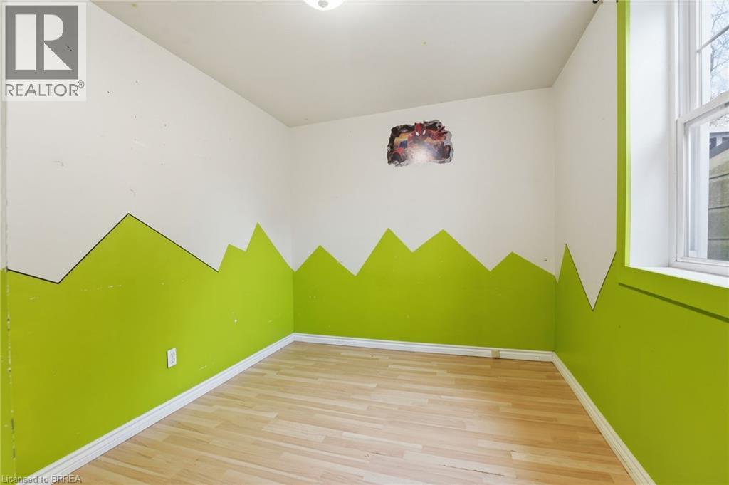 150 Catharine Avenue, Brantford, Ontario  N3T 1Y6 - Photo 5 - 40784989