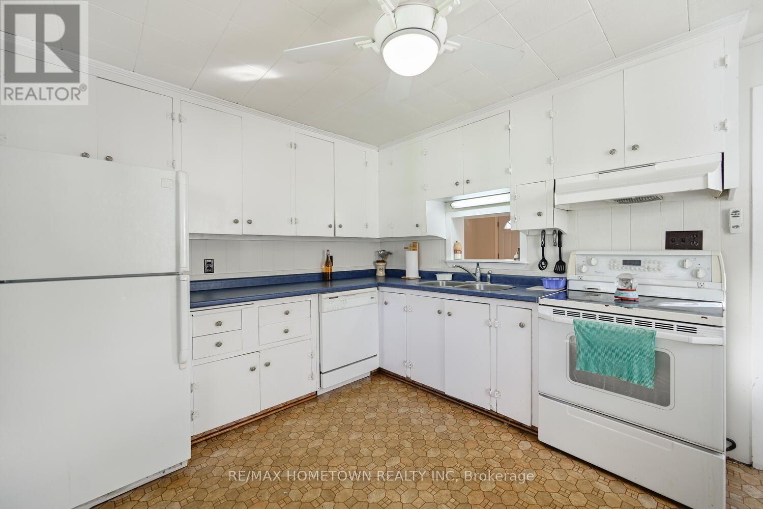 72 Havelock Street, Brockville, Ontario K6V 4M1 - Photo 22 - X12511416