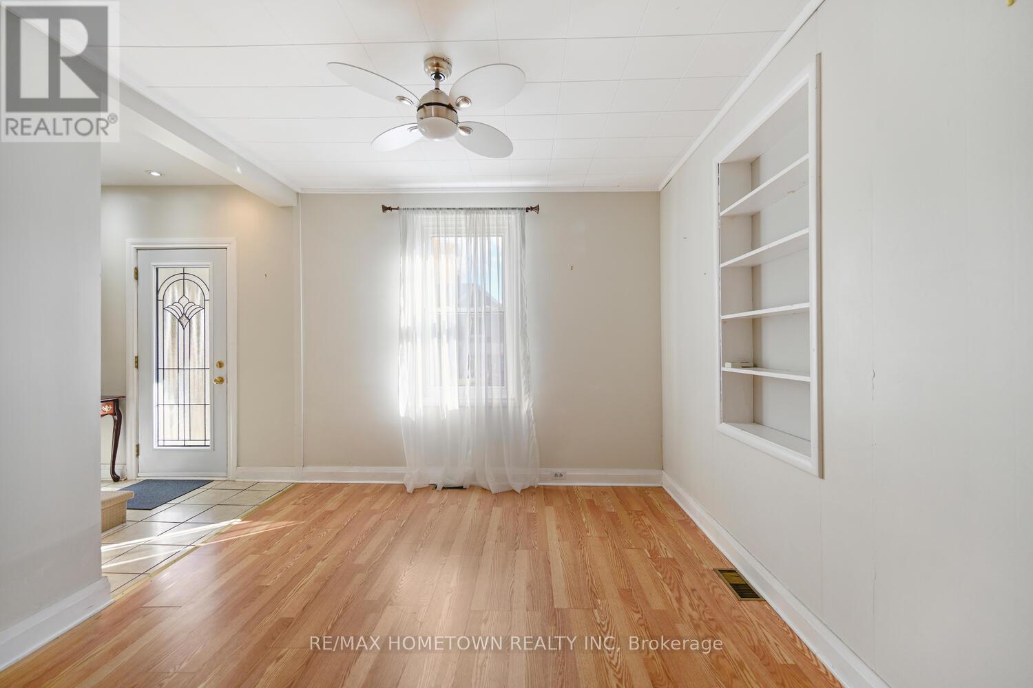 72 Havelock Street, Brockville, Ontario K6V 4M1 - Photo 7 - X12511416