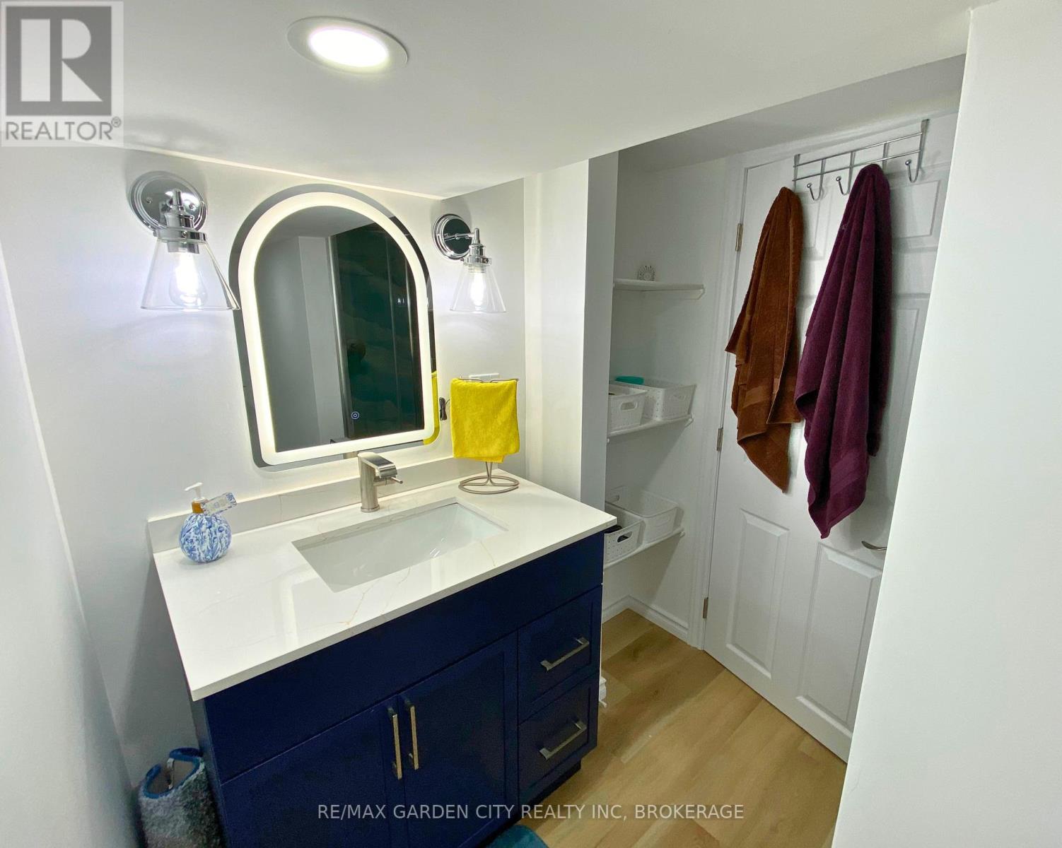 243 Geneva Street, St. Catharines, Ontario L2R 4R2 - Photo 19 - X12511330