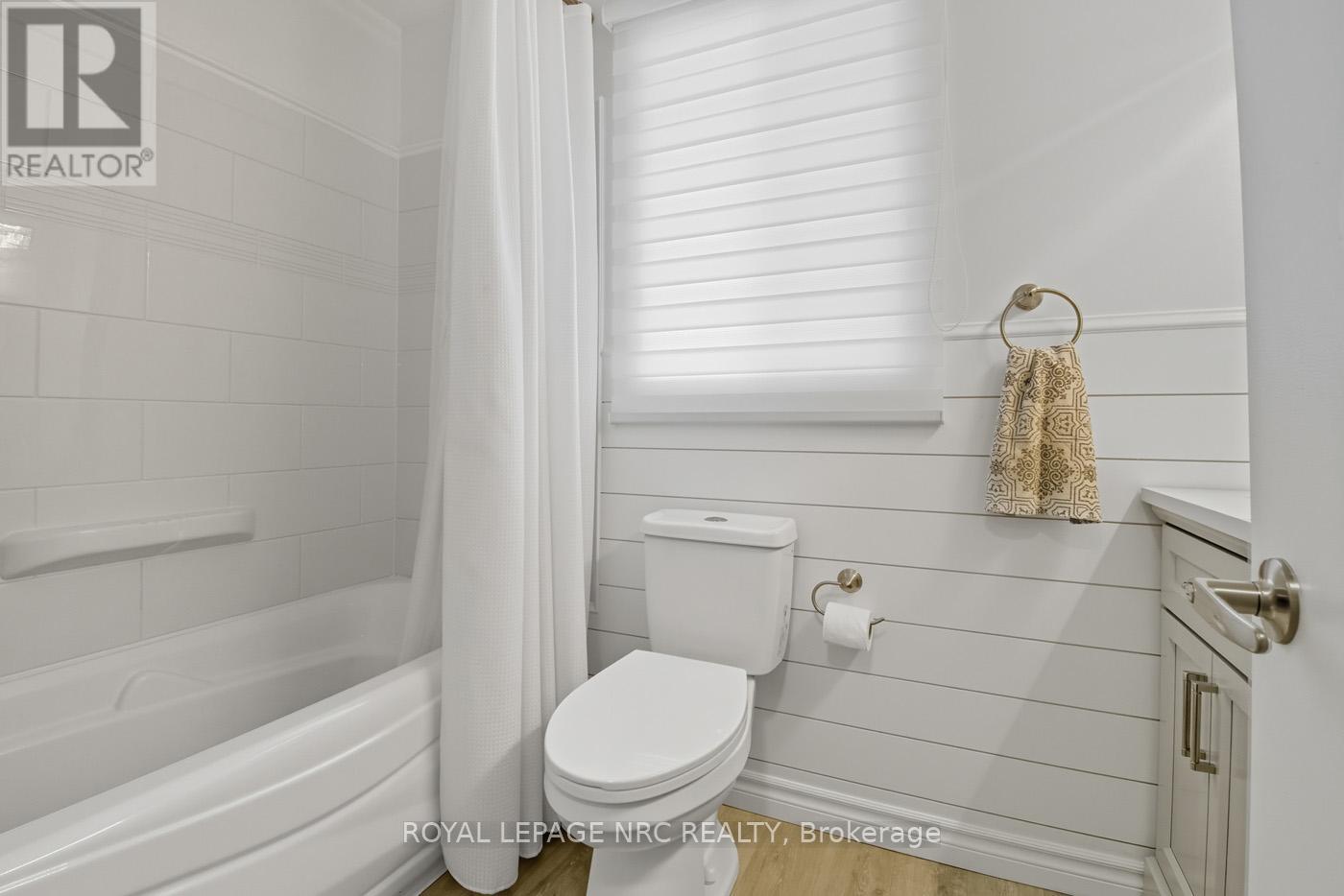 553 Wright Street, Welland, Ontario L3B 2K6 - Photo 13 - X12511388