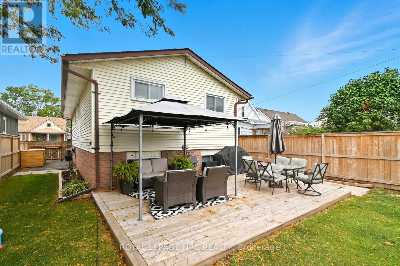 553 Wright Street, Welland, Ontario L3B 2K6 - Photo 24 - X12511388