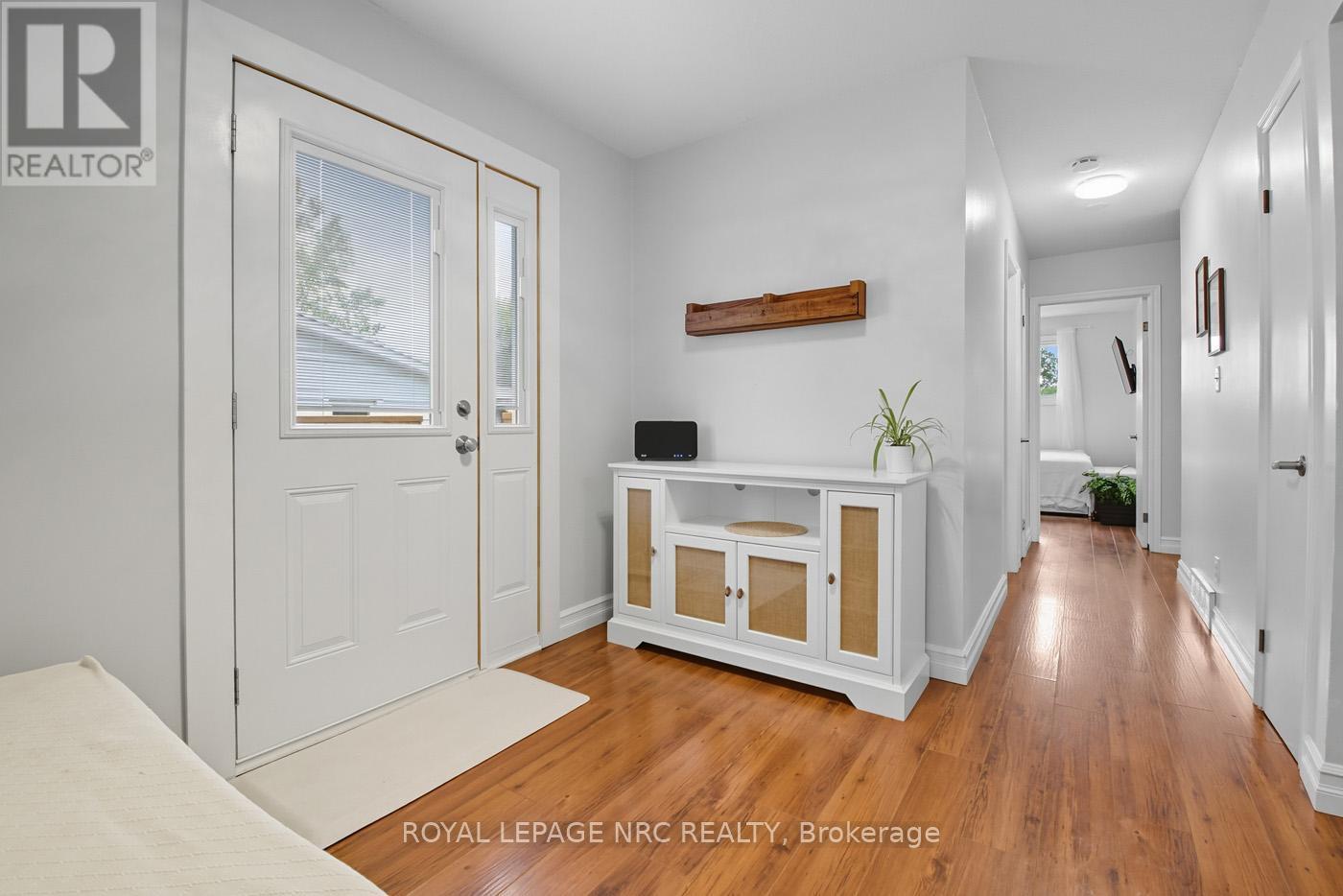 553 Wright Street, Welland, Ontario L3B 2K6 - Photo 5 - X12511388