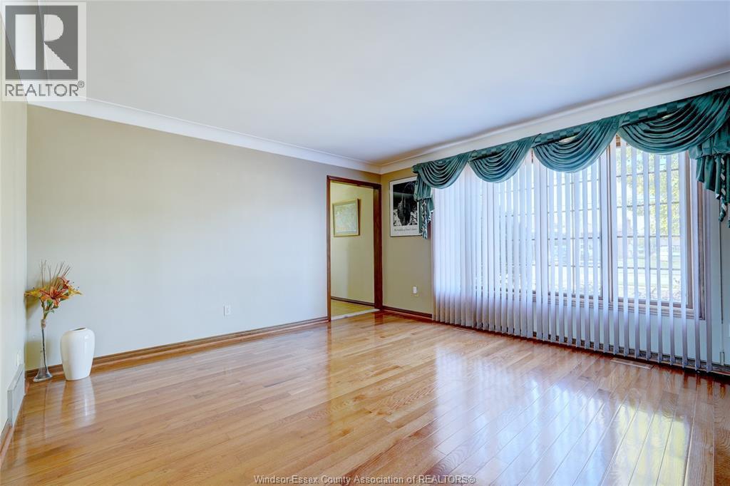 2036 Lesperance Road, Tecumseh, Ontario N8N 2N4 - Photo 12 - 25028055