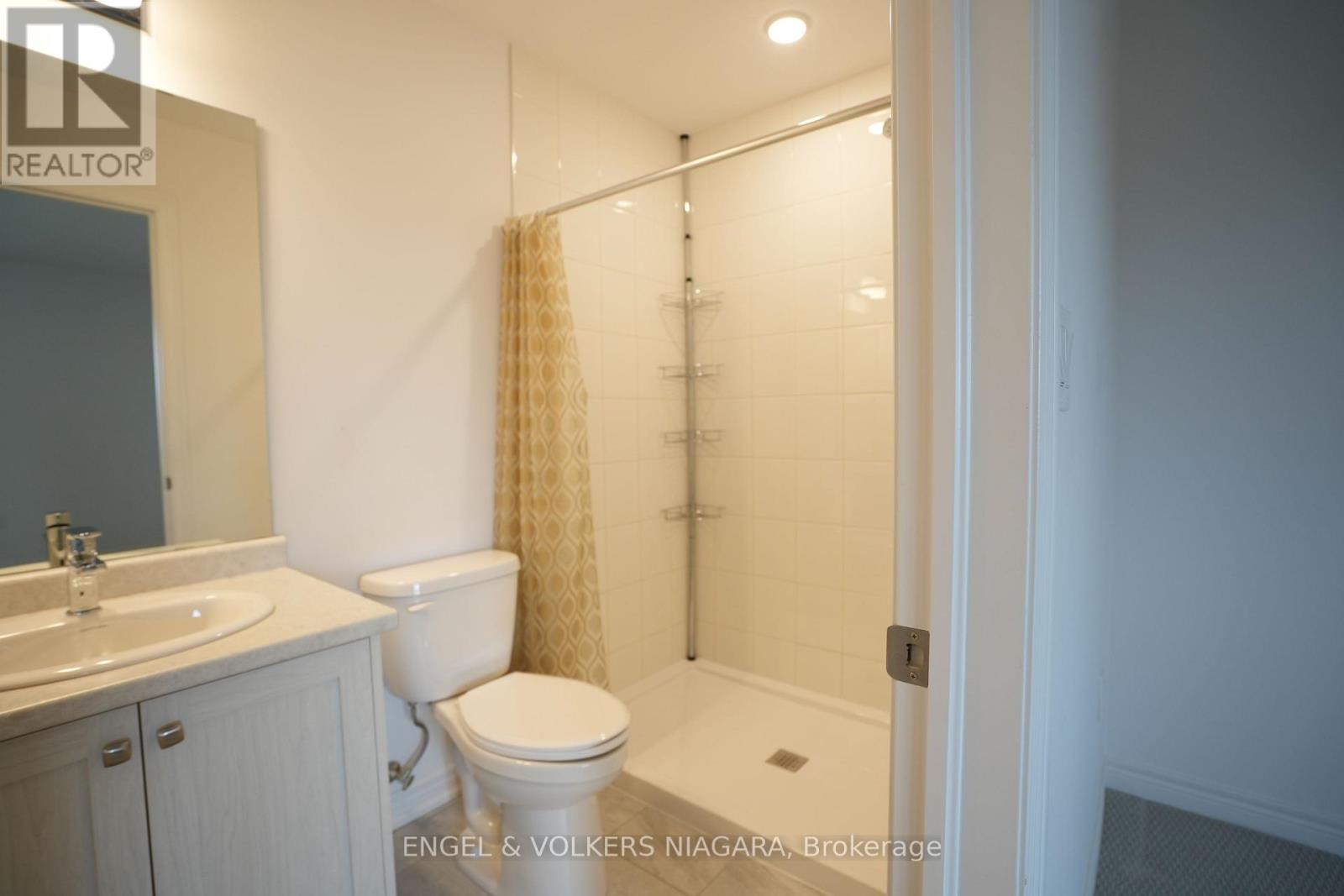 13 - 448 Blackburn Drive, Brantford, Ontario N3T 0X2 - Photo 13 - X12511410