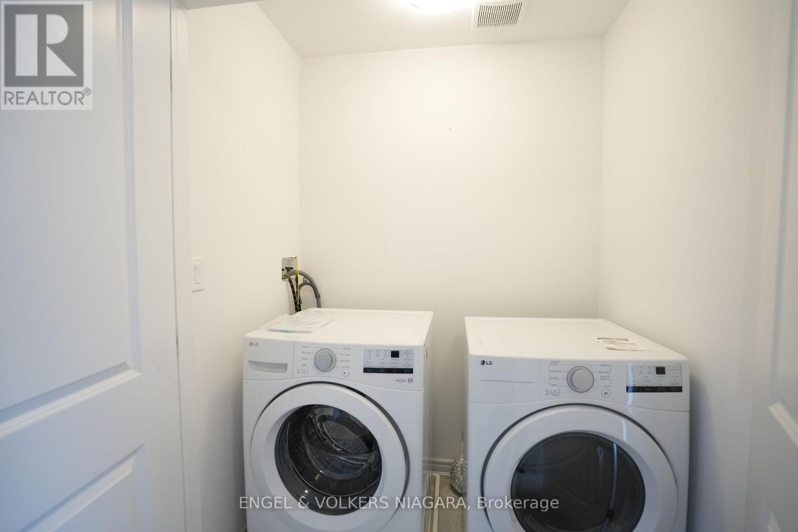 13 - 448 Blackburn Drive, Brantford, Ontario N3T 0X2 - Photo 16 - X12511410