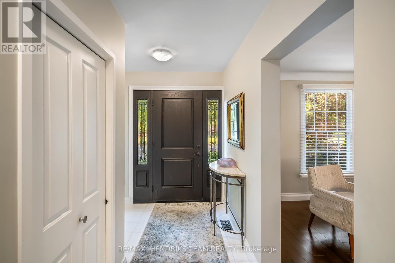 4 Upper Canada Drive, St. Catharines, Ontario L2N 3H4 - Photo 5 - X12511560