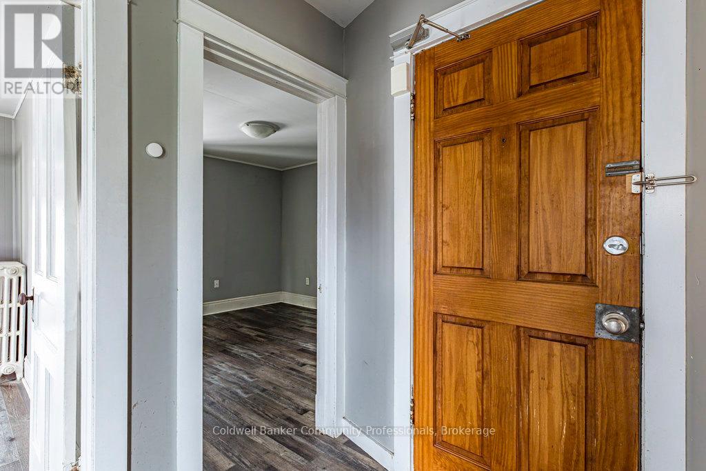 23 Avenue Place, Welland, Ontario L3B 4B2 - Photo 27 - X12511612