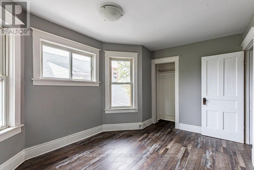 23 Avenue Place, Welland, Ontario L3B 4B2 - Photo 29 - X12511612