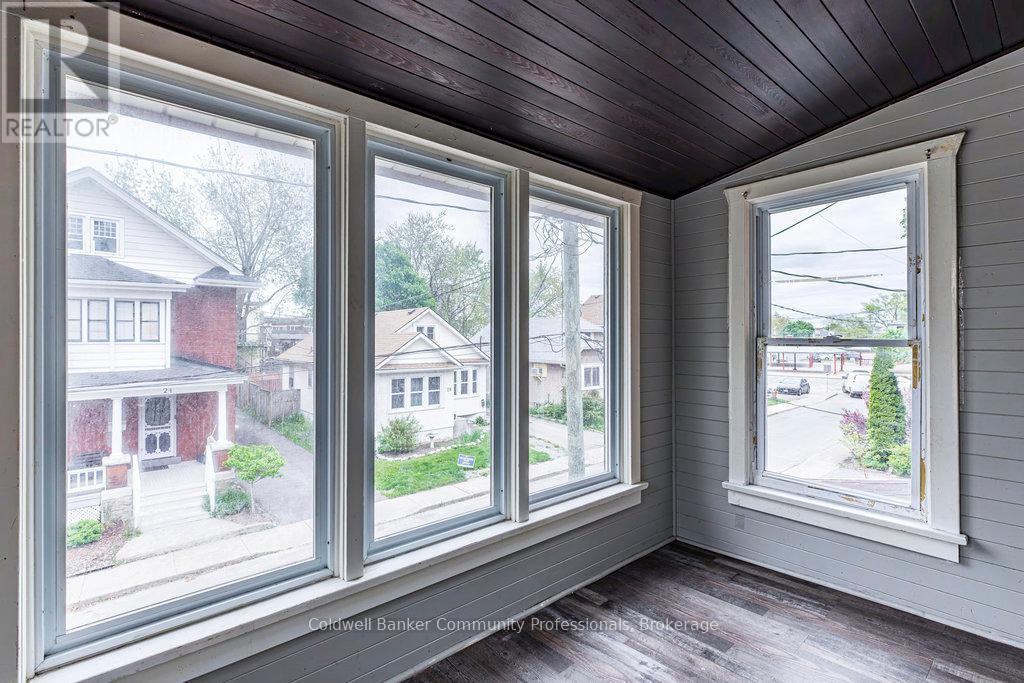 23 Avenue Place, Welland, Ontario L3B 4B2 - Photo 34 - X12511612