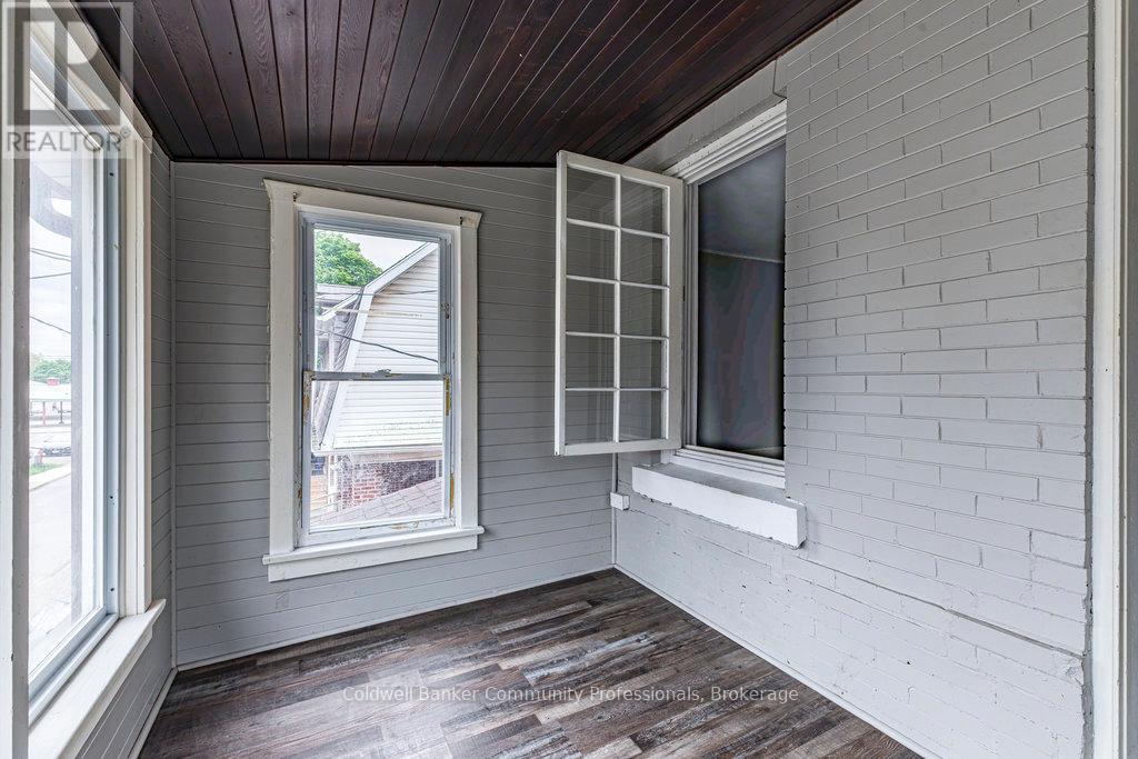 23 Avenue Place, Welland, Ontario L3B 4B2 - Photo 35 - X12511612