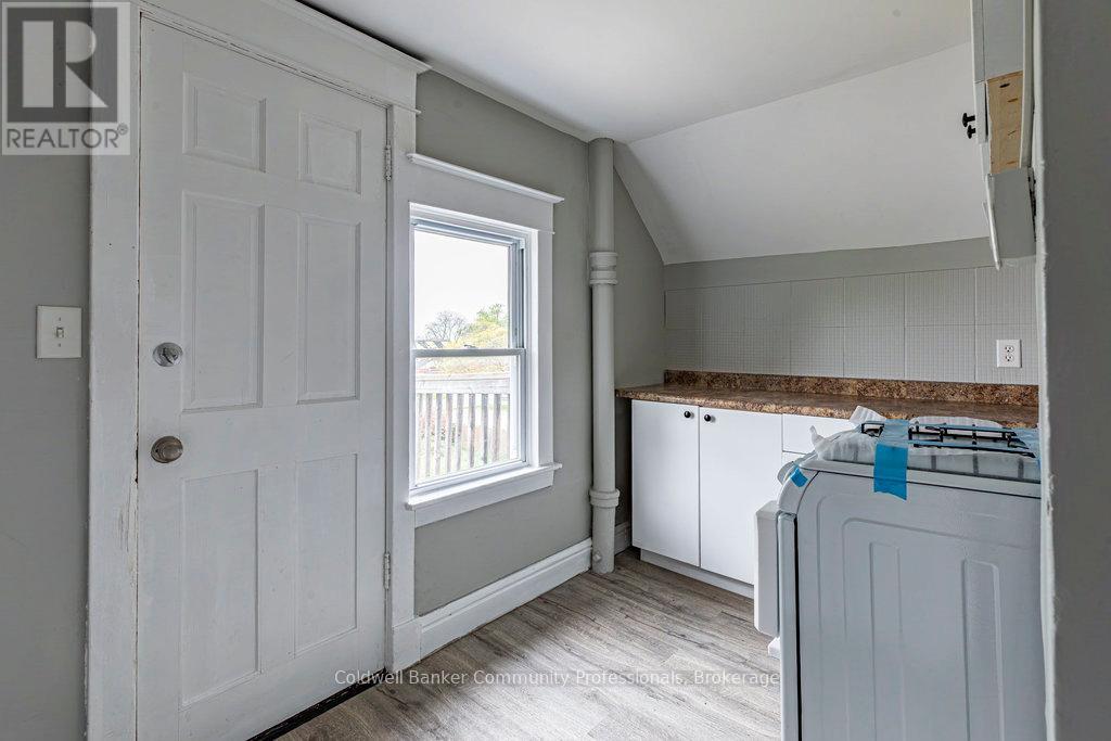 23 Avenue Place, Welland, Ontario L3B 4B2 - Photo 40 - X12511612