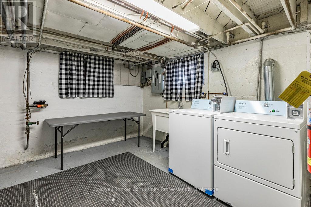 23 Avenue Place, Welland, Ontario L3B 4B2 - Photo 43 - X12511612