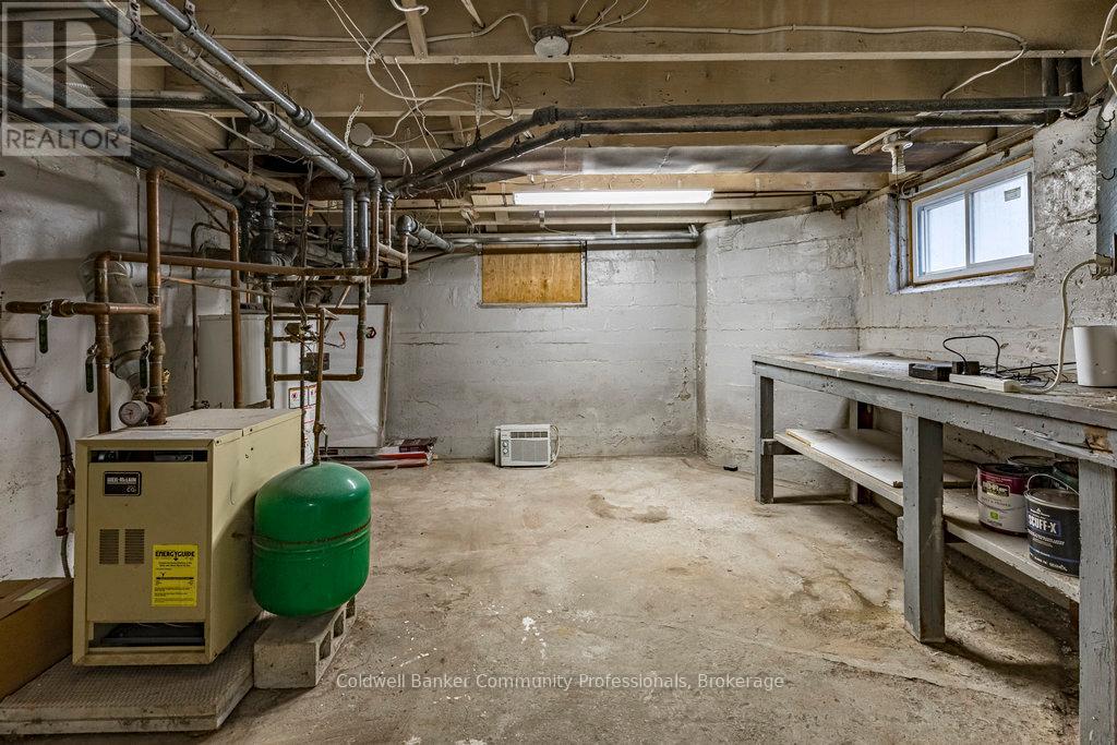 23 Avenue Place, Welland, Ontario L3B 4B2 - Photo 44 - X12511612