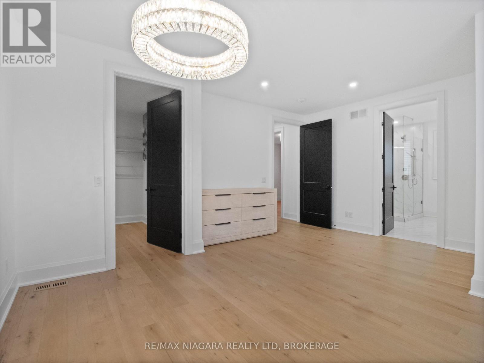 2317 Terravita Drive, Niagara Falls, Ontario L2J 0E9 - Photo 21 - X12511618