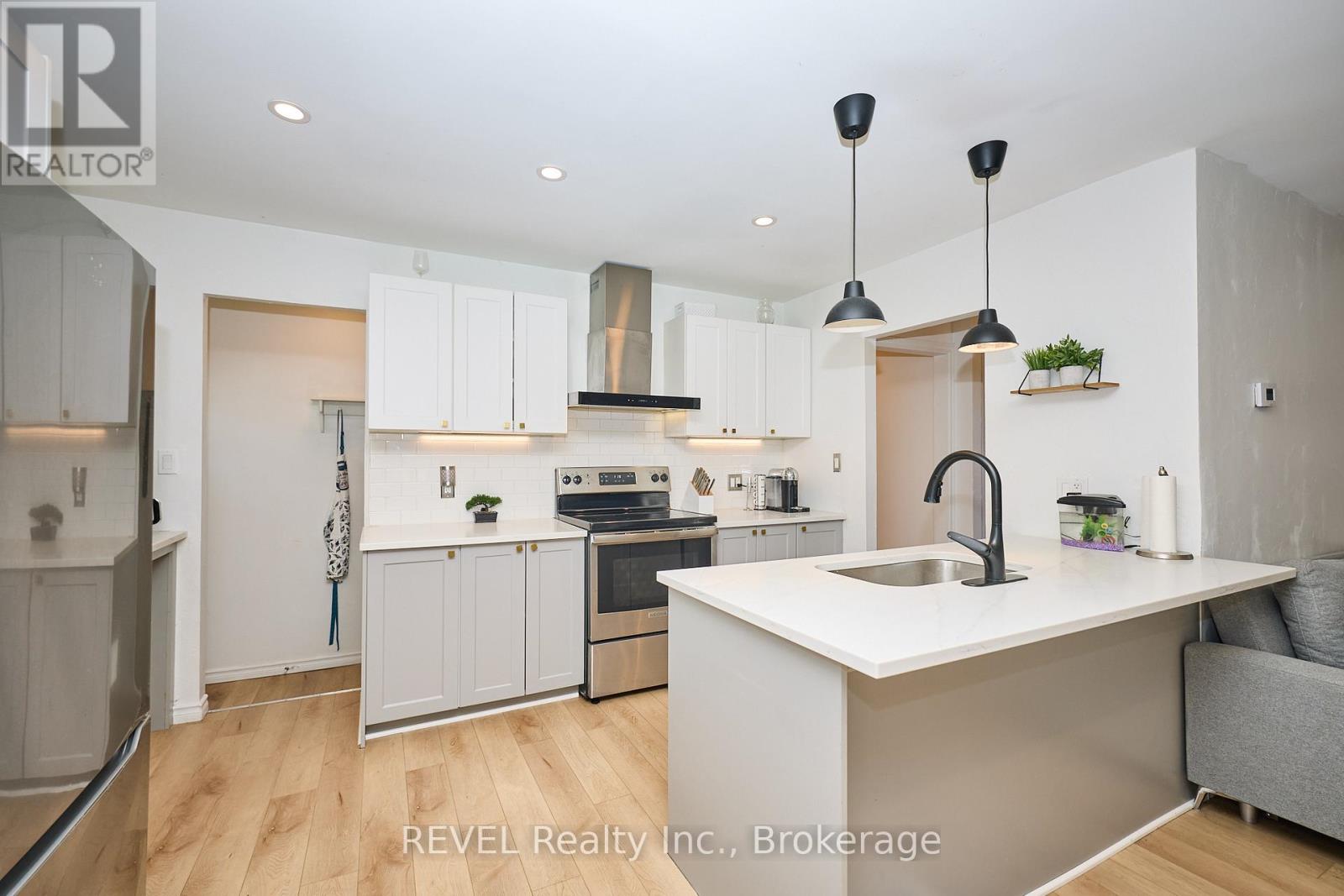 11 Newleaf Crescent, Welland (N. Welland), Ontario  L3C 6B4 - Photo 13 - X12511628