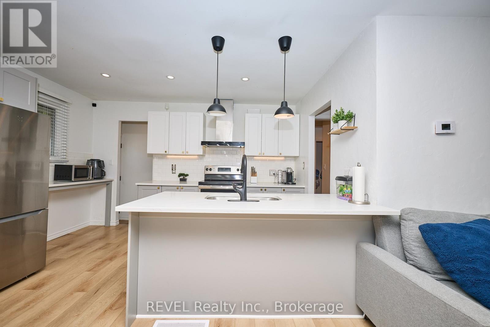 11 Newleaf Crescent, Welland (N. Welland), Ontario  L3C 6B4 - Photo 16 - X12511628